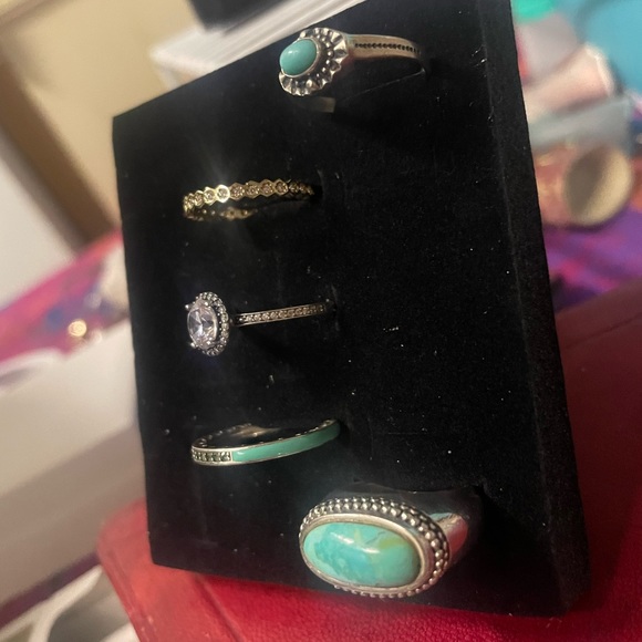 Silver ring bundle - Picture 4 of 13